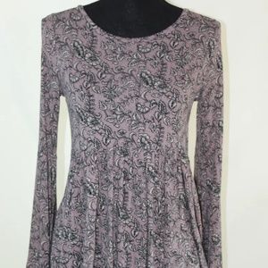 AEO Soft & Sexy Long Slit Bell Sleeve, Stretchy Floral Print Tunic, M/M
